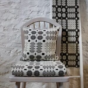 Heritage Caernarfon – 100% British Wool Blanket