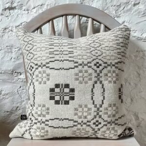 Heritage Penmachno Welsh Cushion – 100% Natural