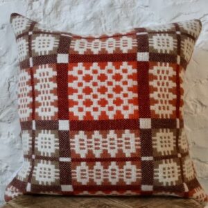 Heulwen – Caernarfon Welsh Cushion