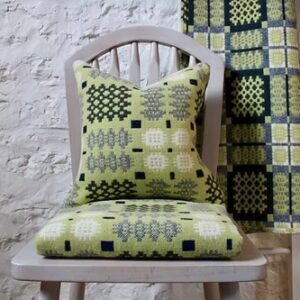 Mared – Caernarfon Welsh Blanket